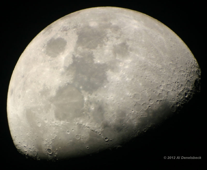 gibbous moon